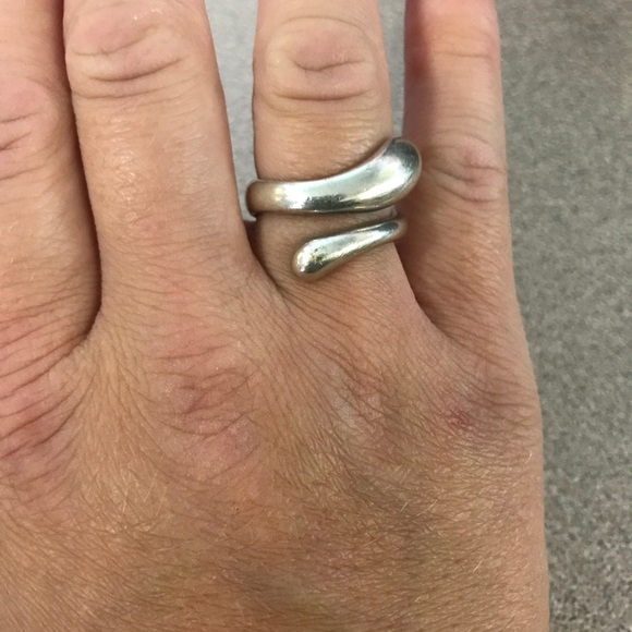 elsa peretti teardrop bangle